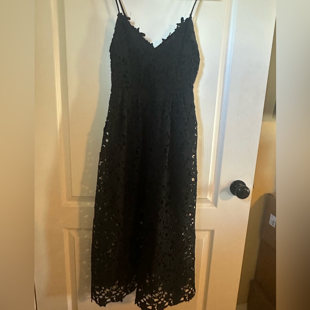 Astr “The Label”Blk Eyelet Spaghetti Strap Zip Back Dress    Sz S prom